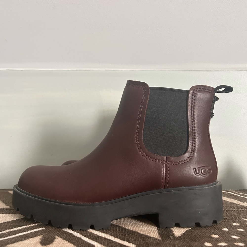 UGG Women's Brown Ankle Boots